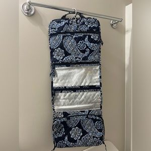 Vera Bradley hanging travel organizer